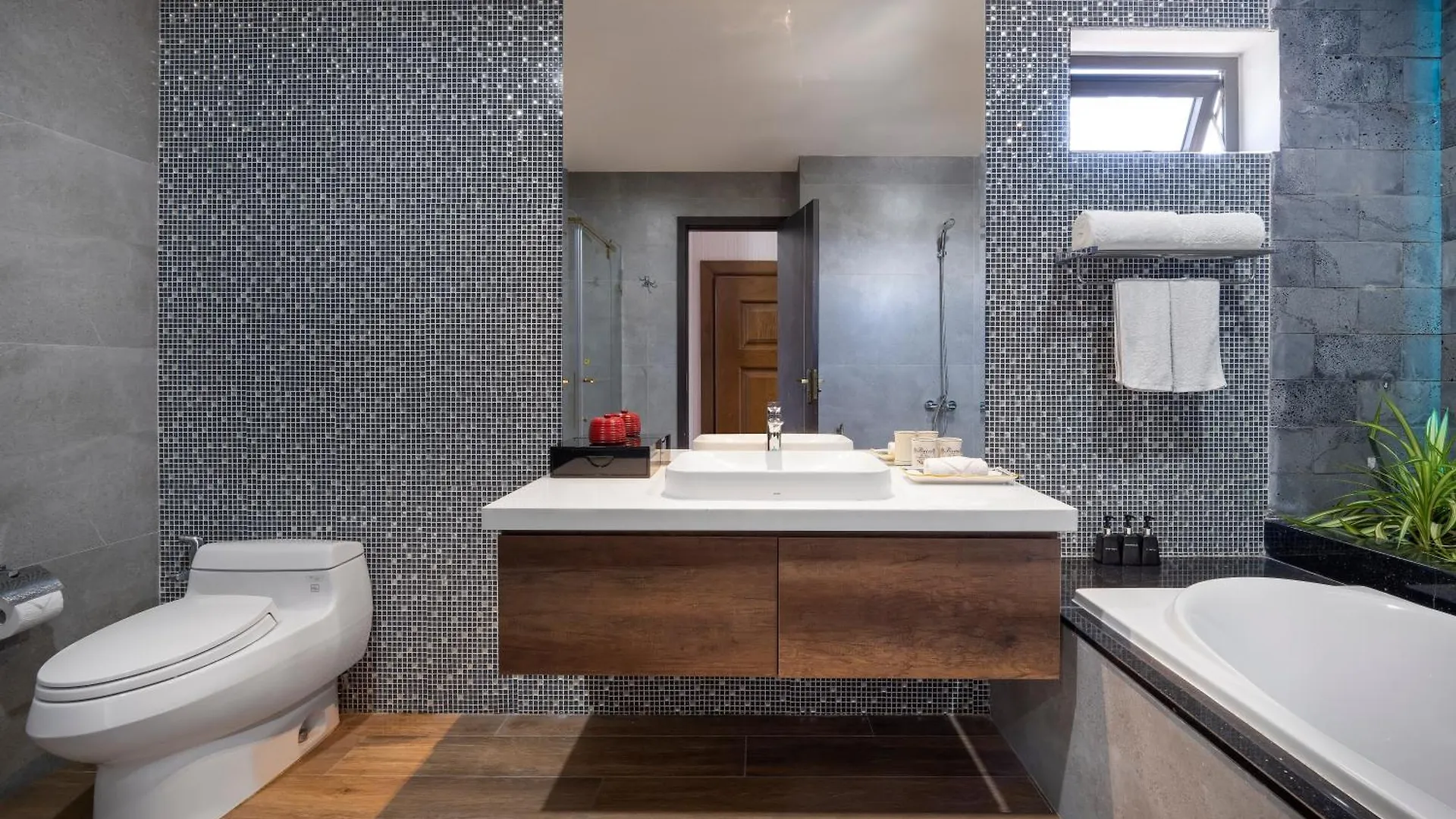 Luat Anh 88 Hotel & Apartment Da Nang